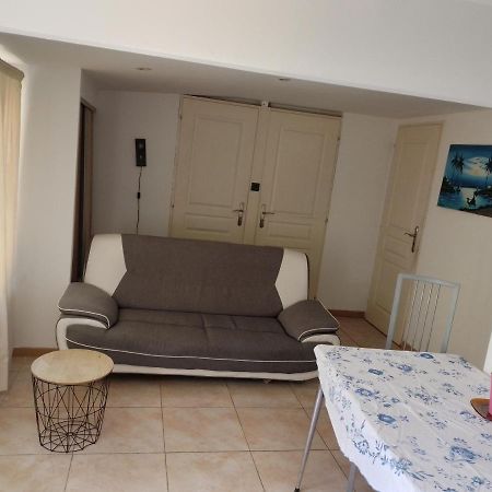 Villa Maison T3 Au Calme Pres De La Mer Istres Exterior foto